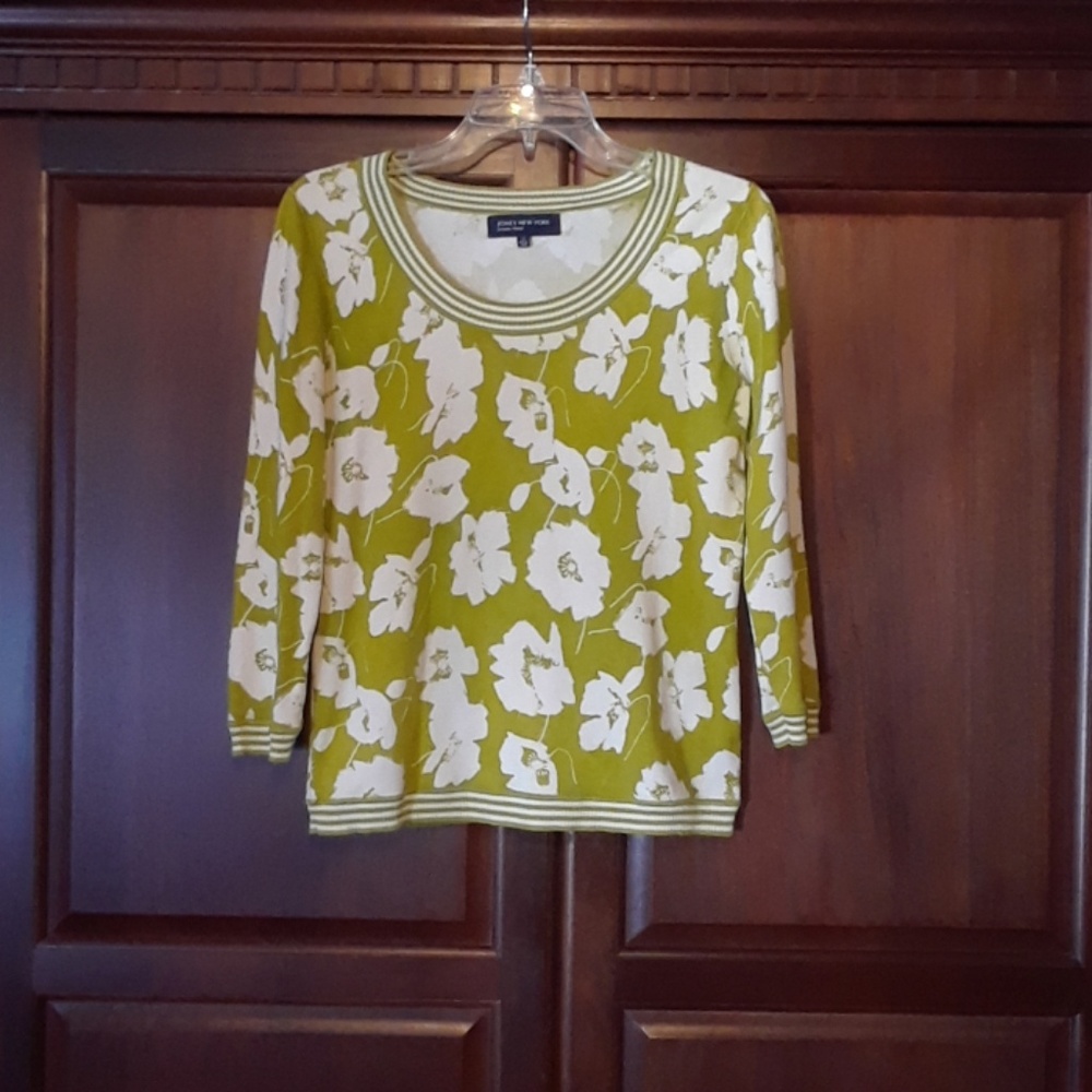 Trendy Sweater